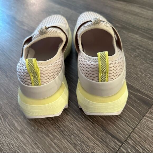 Sorel Women's Kinetic Impact Strap Shoes - Picture 6 of 11